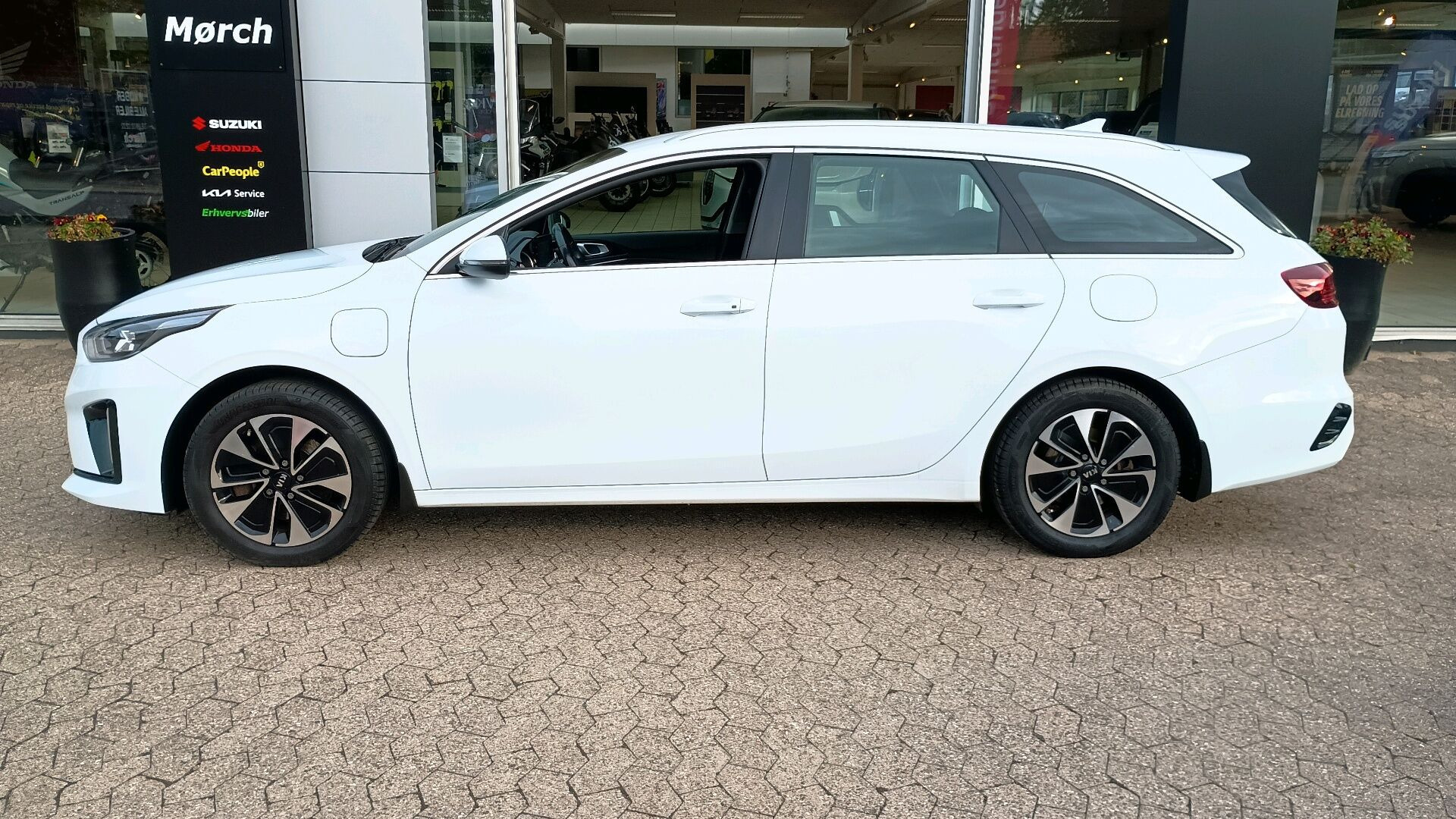 Hvid Kia Ceed fra 2020