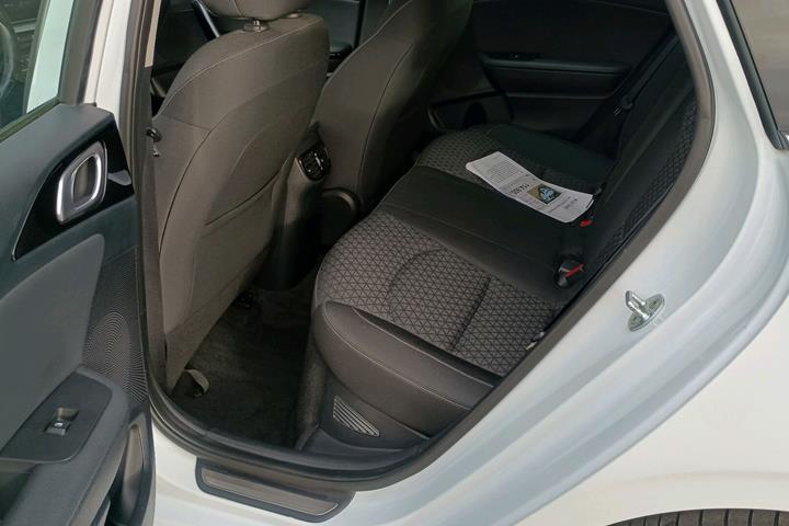 Hvid Kia Ceed fra 2020