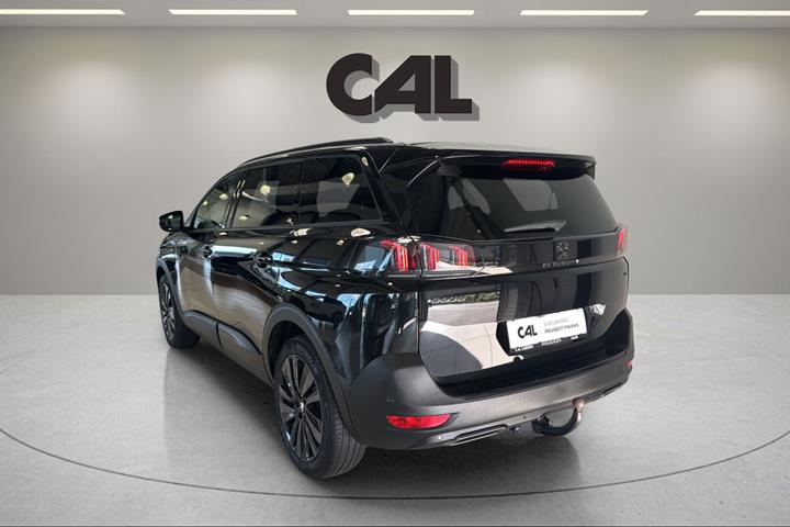 Sort Peugeot 5008 fra 2024
