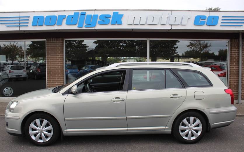 Toyota Avensis 1,8 VVT-i Sol stc.