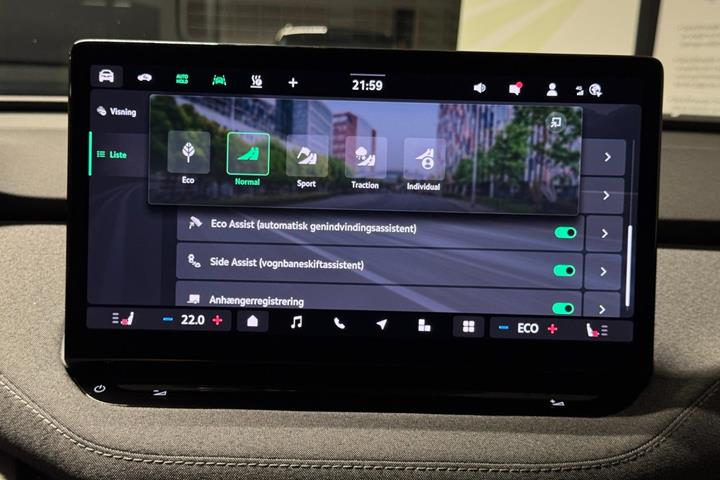 Sort Skoda Enyaq fra 2025
