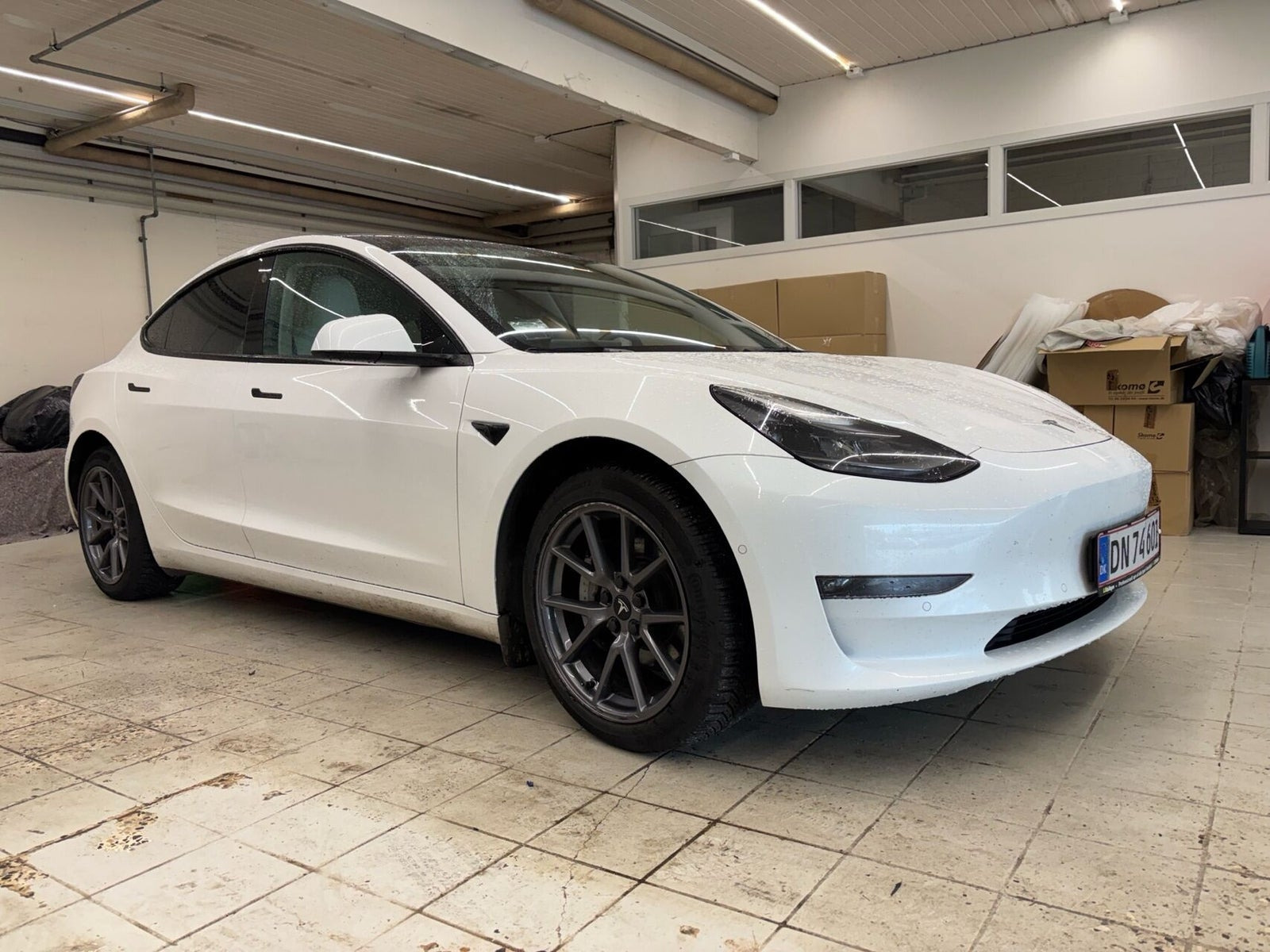 Tesla Model 3 Long Range AWD