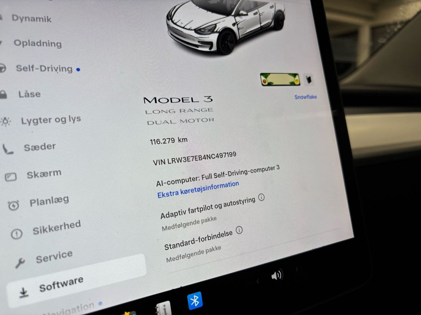 Hvid Tesla Model 3 fra 2022