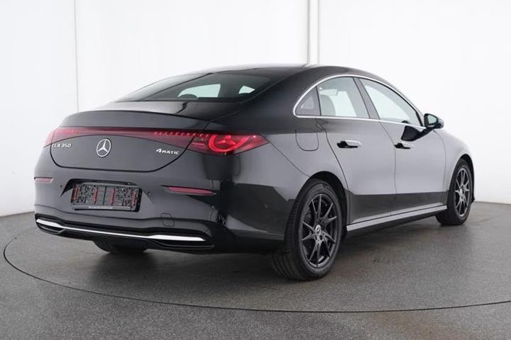 Sort Mercedes CLA350 fra 2026