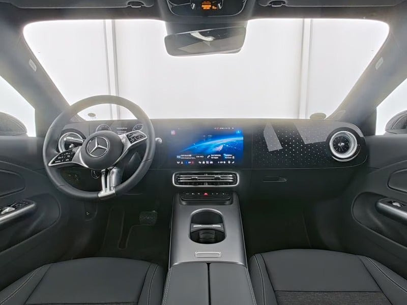 Sort Mercedes CLA350 fra 2026