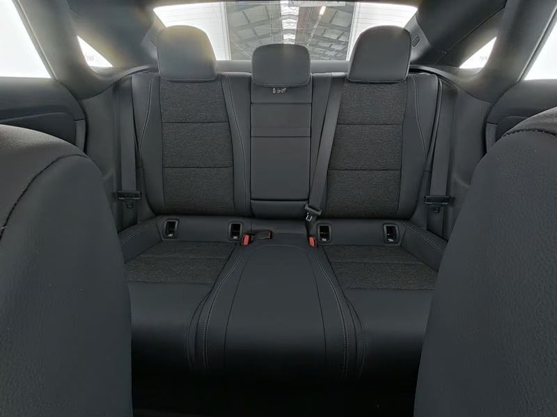 Sort Mercedes CLA350 fra 2026