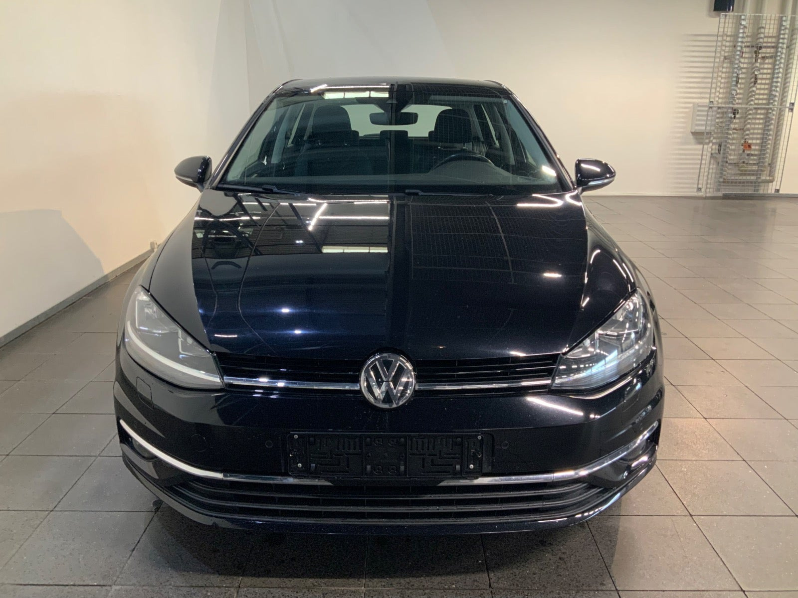 Sort VW Golf VII fra 2019