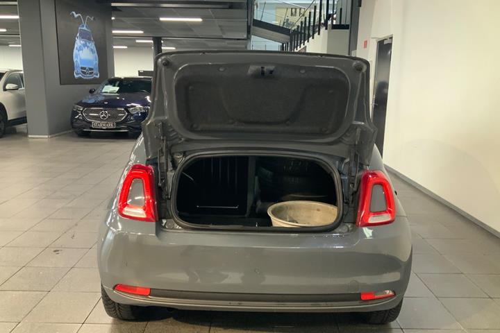 Grå Fiat 500C fra 2016