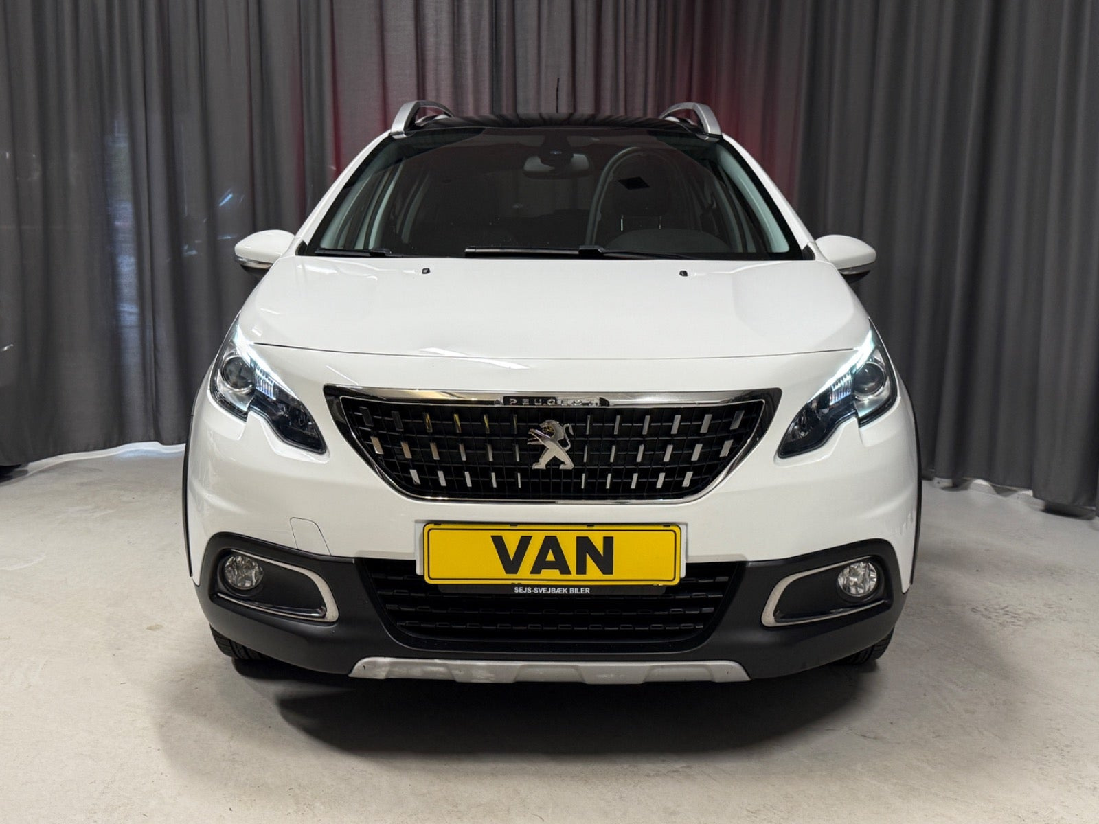 Hvid Peugeot 2008 fra 2018