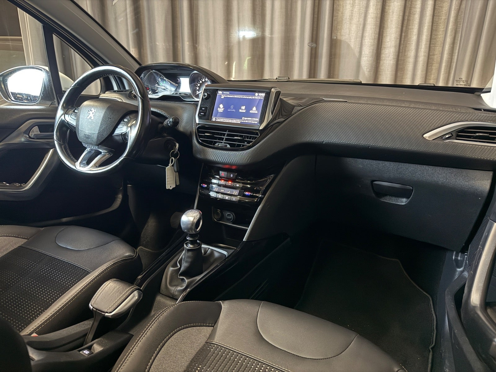 Hvid Peugeot 2008 fra 2018
