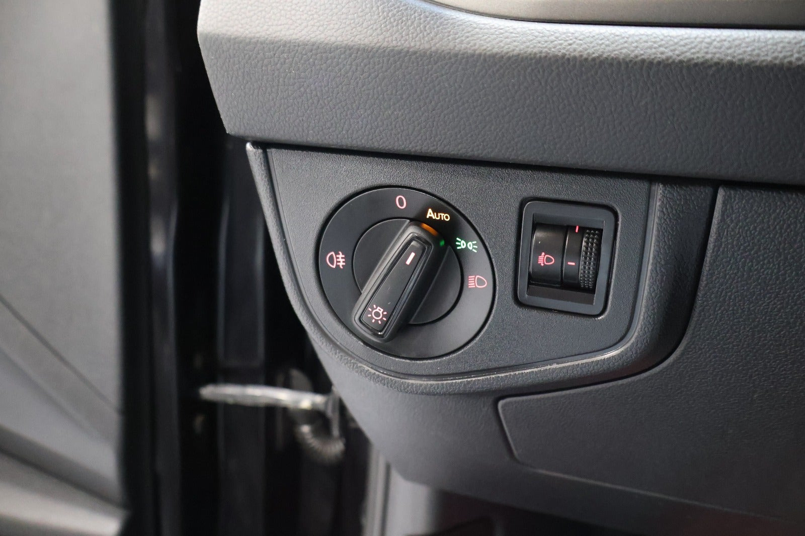 Sort VW Polo fra 2020