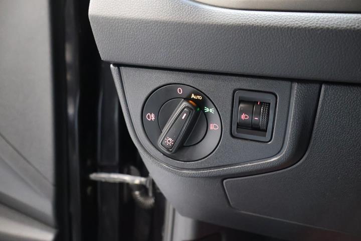 Sort VW Polo fra 2020