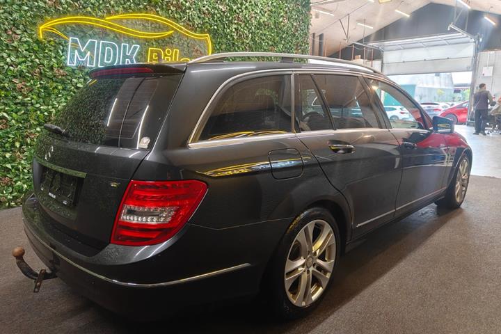 undefined Mercedes C200 fra 2013