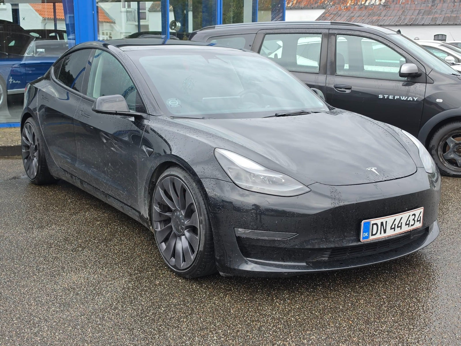 Tesla Model 3 Performance AWD