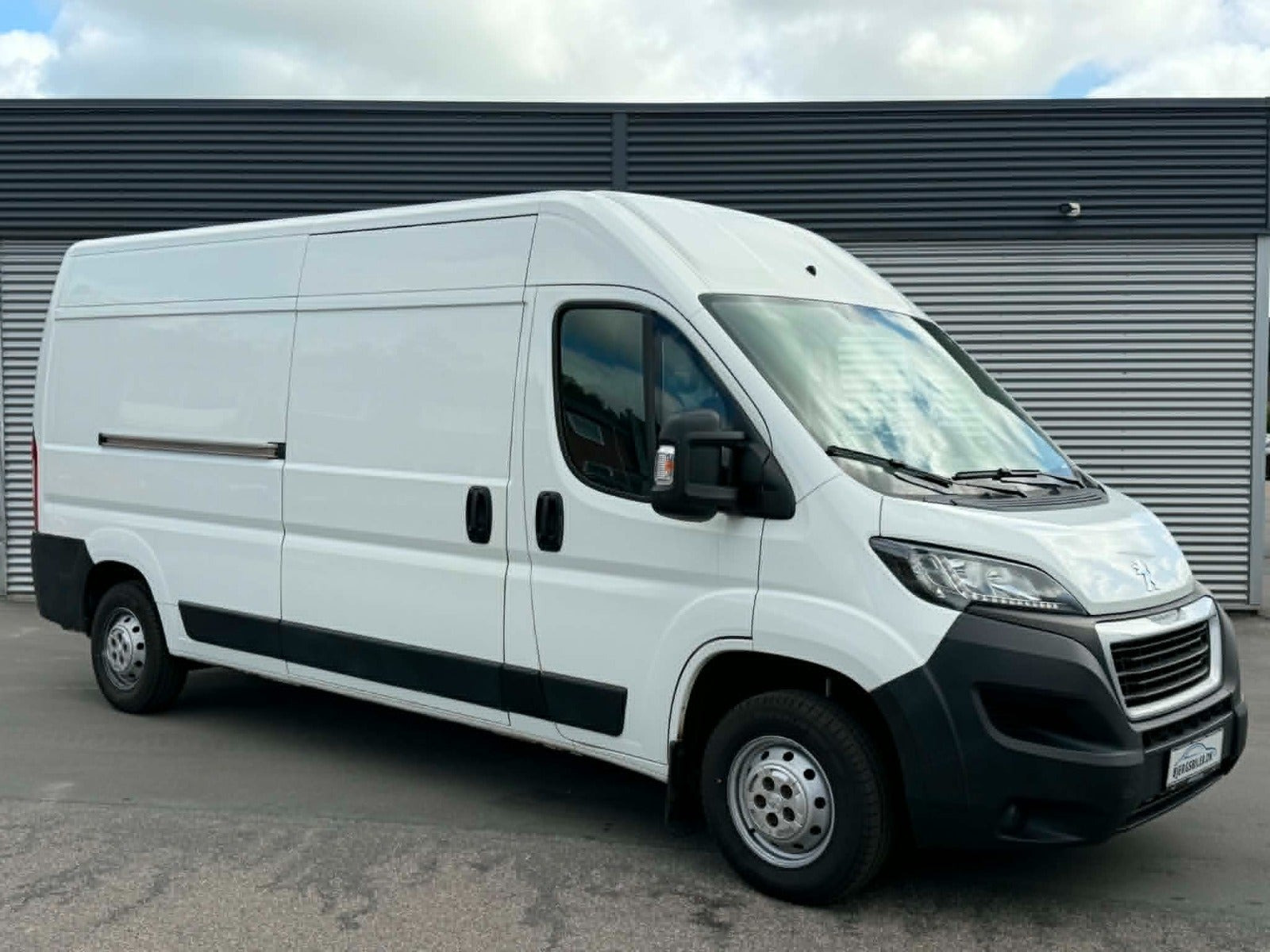 Peugeot Boxer 335 2,0 BlueHDi 163 L3H2 Premium