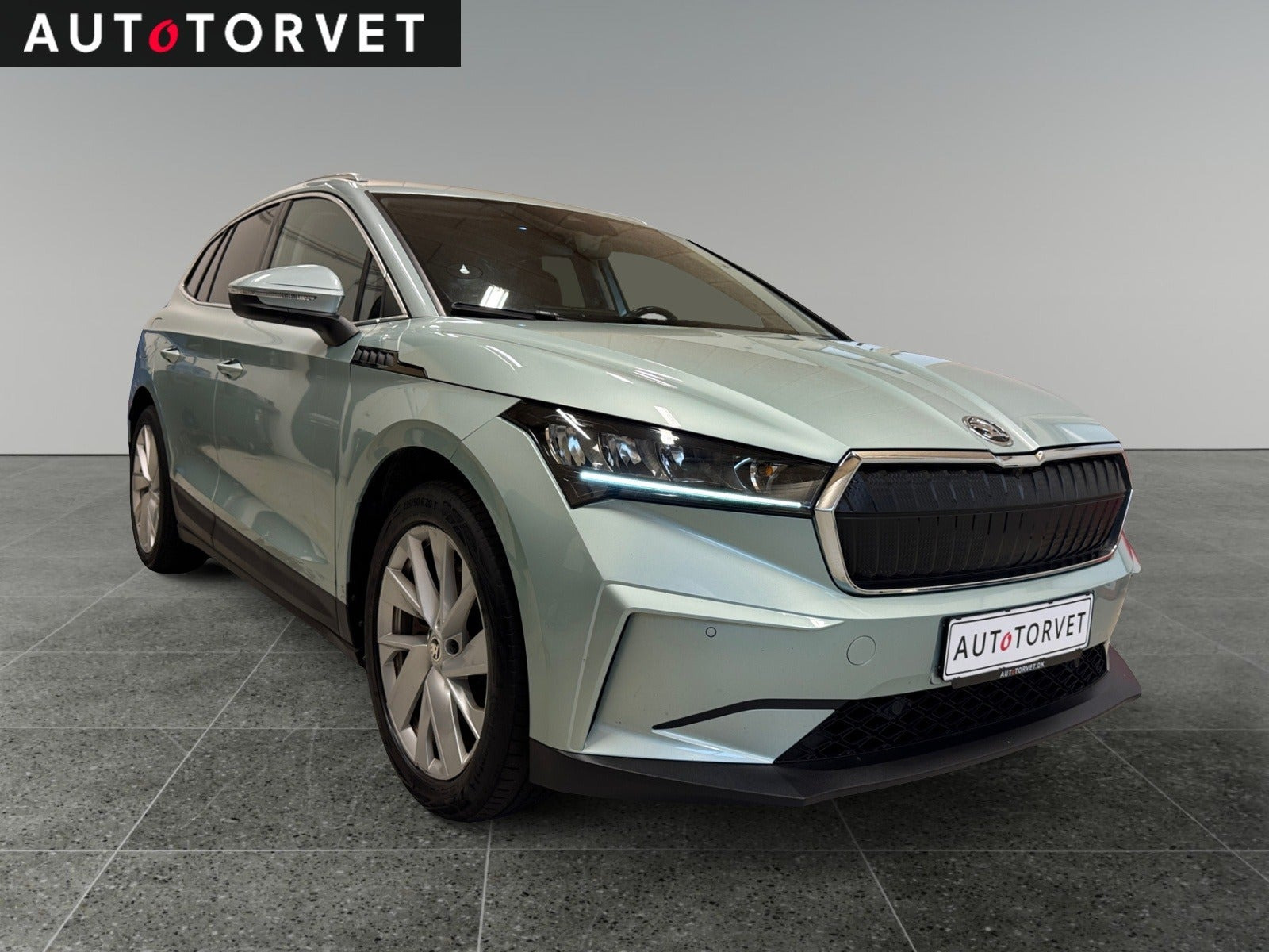 Turquoise Skoda Enyaq fra 2021