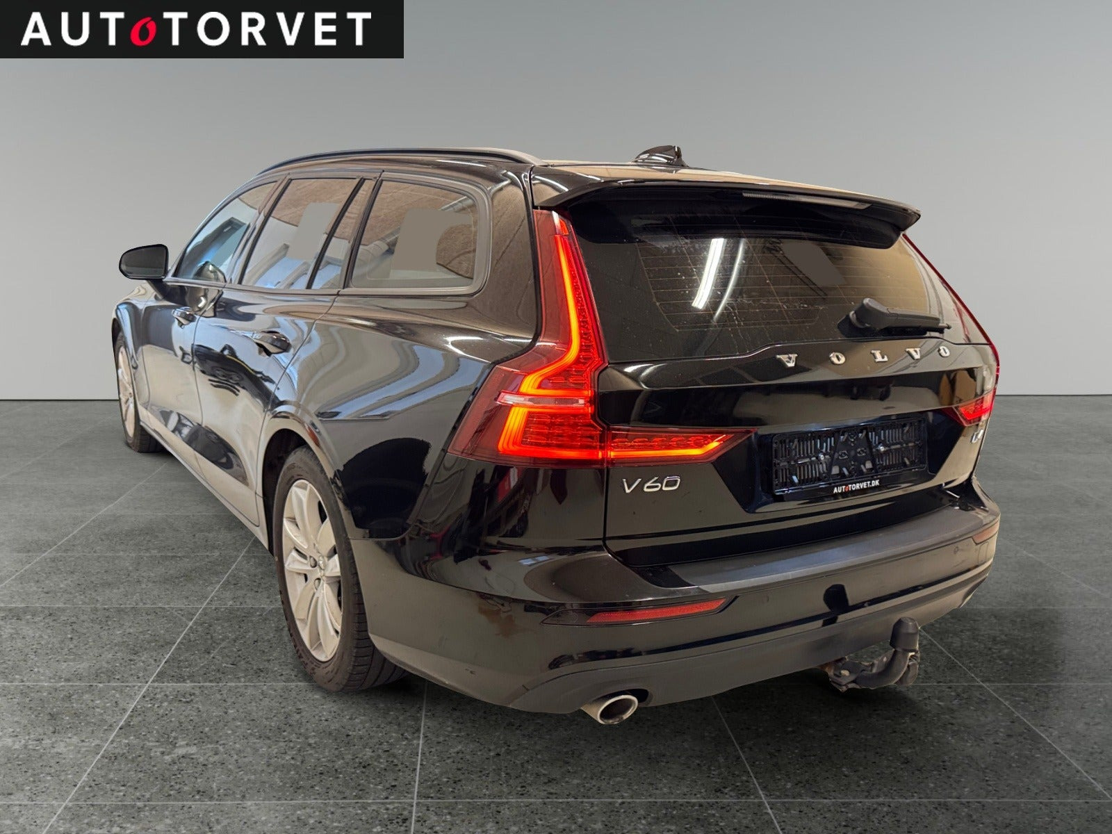 Sort Volvo V60 fra 2019