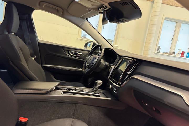 Sort Volvo V60 fra 2019