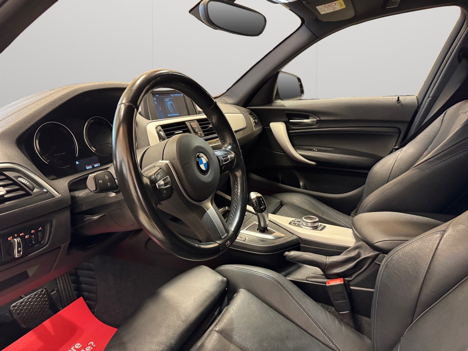 Sort BMW 118i fra 2019