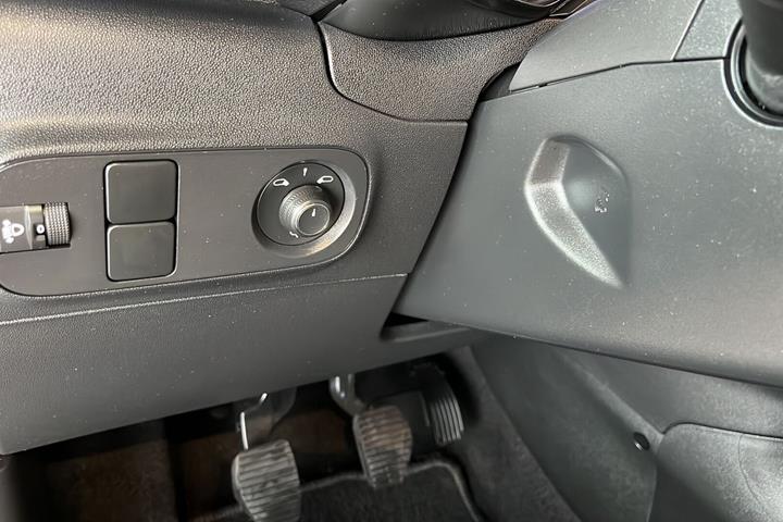 Grå Citroën C3 fra 2022