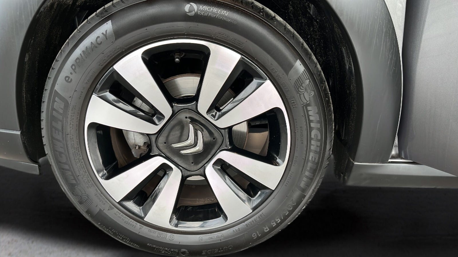 Grå Citroën C3 fra 2022