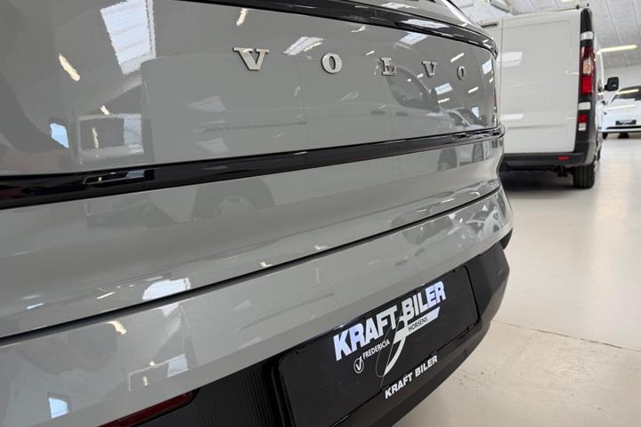 Grå Volvo EX30 fra 2024