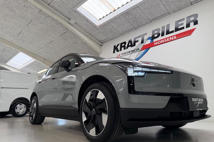 Grå Volvo EX30 fra 2024