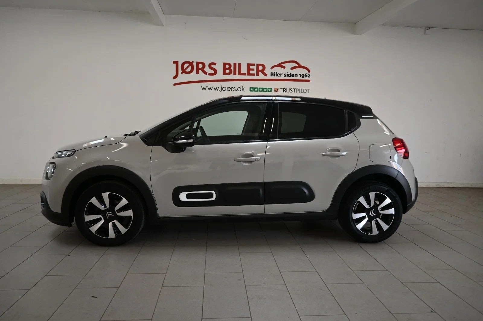 Beige Citroën C3 fra 2022