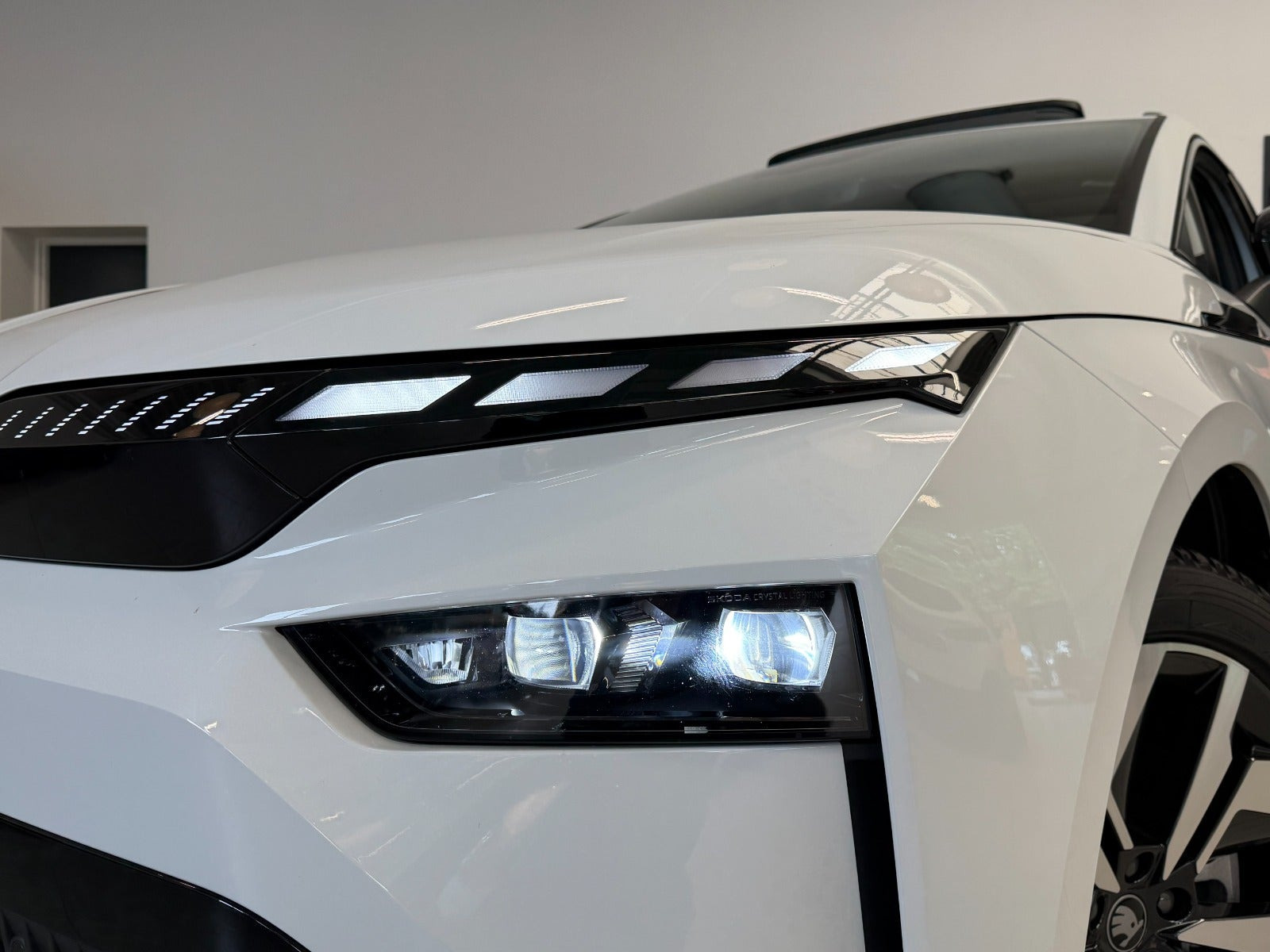 Hvid Skoda Enyaq fra 2026