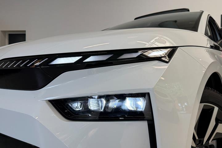 Hvid Skoda Enyaq fra 2026