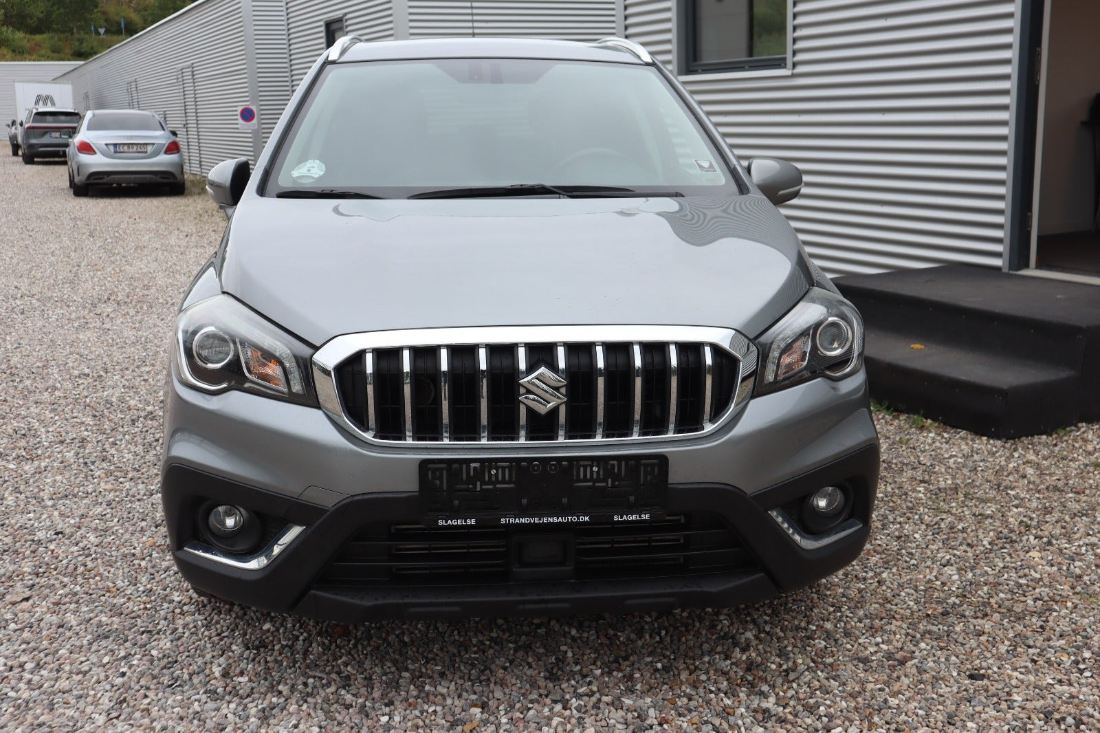 Grå Suzuki S-Cross fra 2021