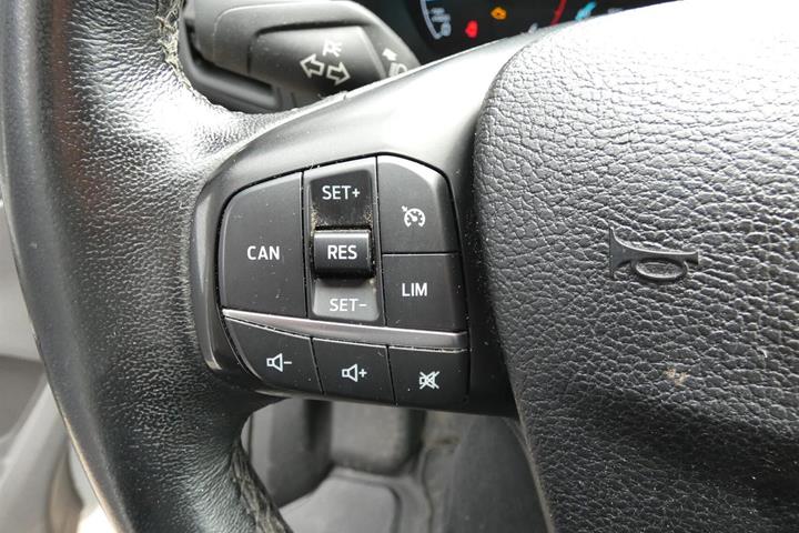 Hvid Ford Transit 350 L4 Chassis fra 2022