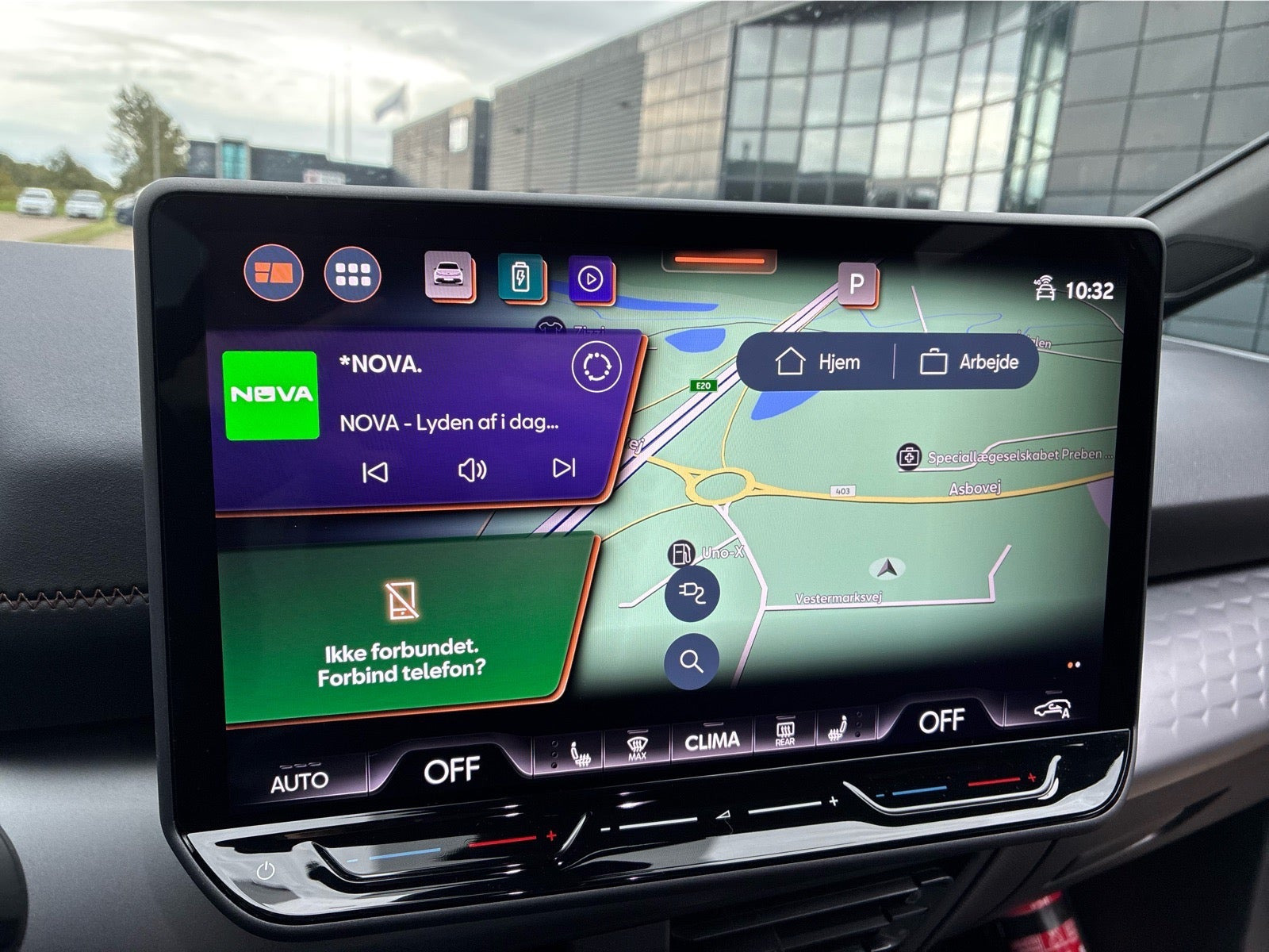 Sort Cupra Born fra 2025
