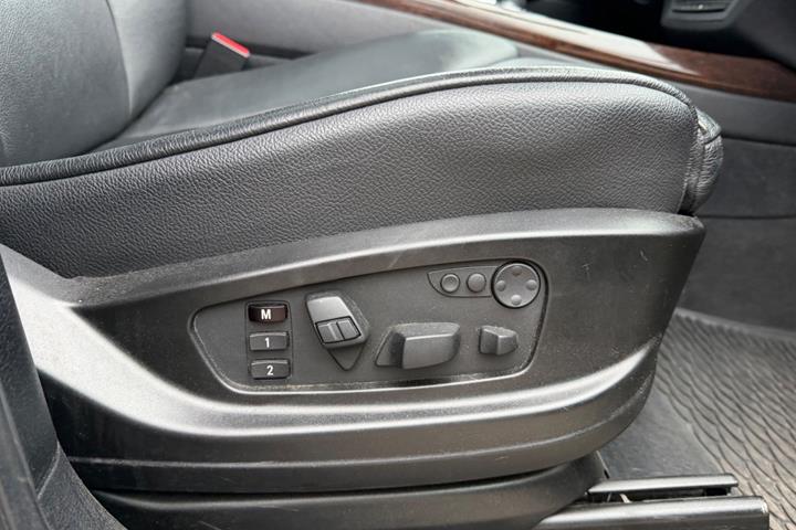 Hvid BMW X5 fra 2012