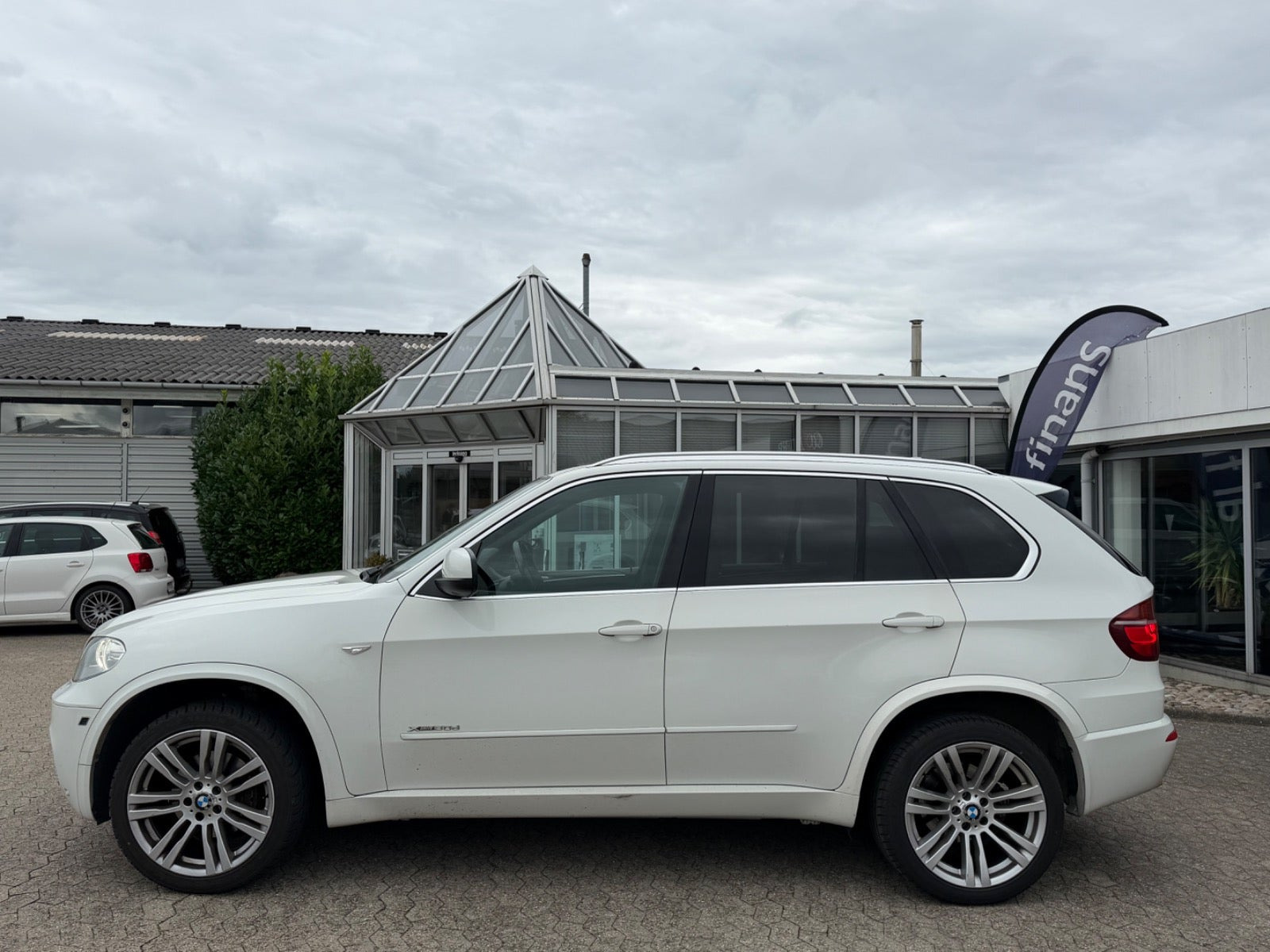 Hvid BMW X5 fra 2012