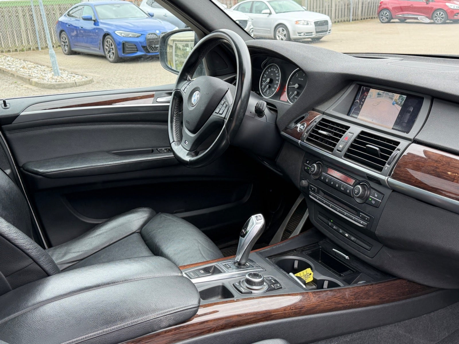 Hvid BMW X5 fra 2012