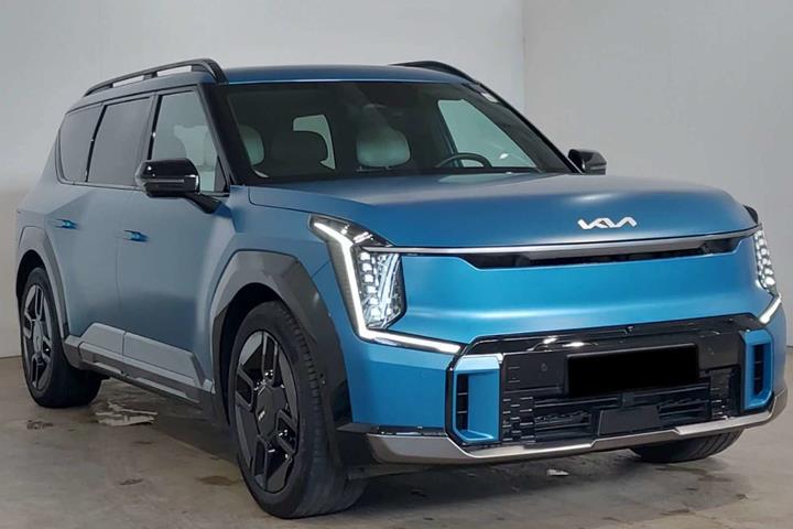 Blå Kia EV9 fra 2024
