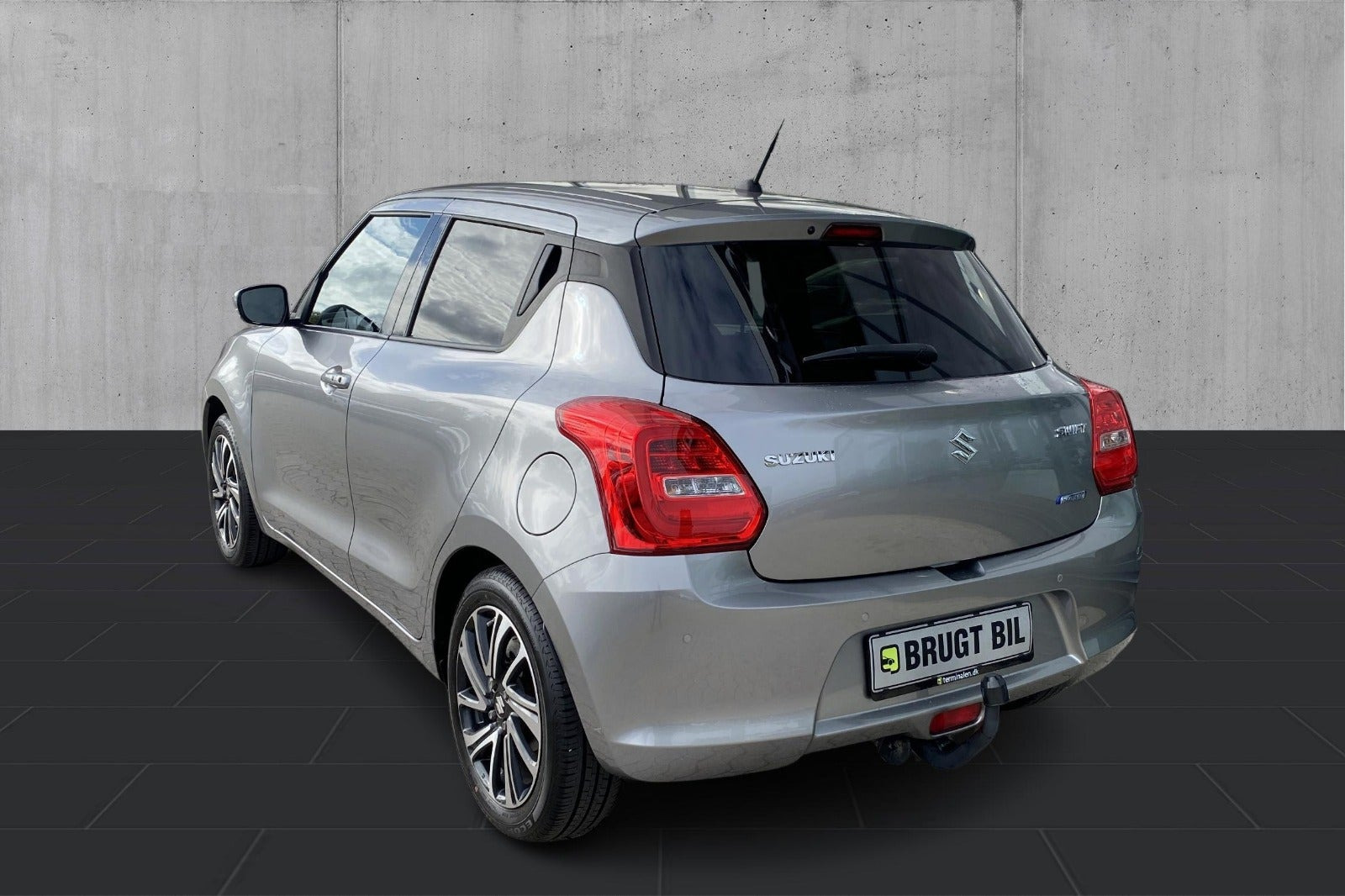 Sølv Suzuki Swift fra 2020