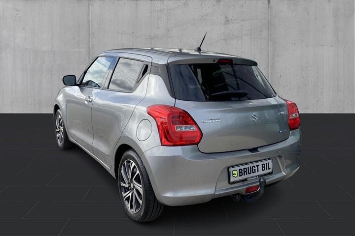 Sølv Suzuki Swift fra 2020