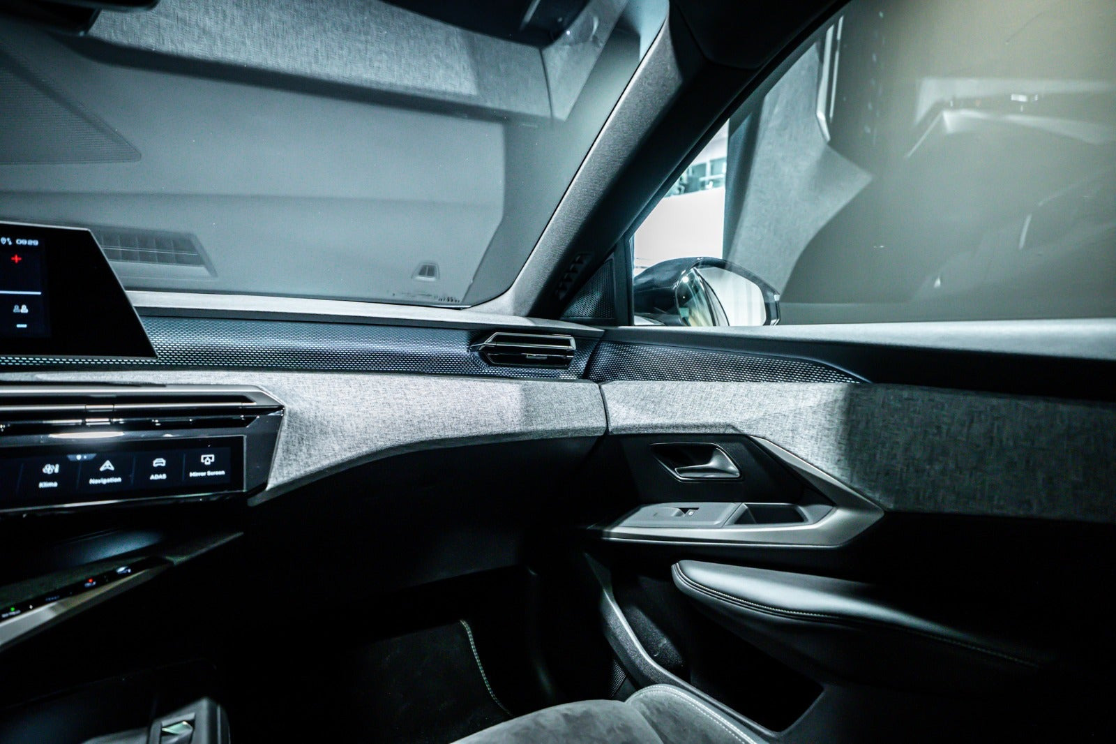undefined Peugeot e-3008 fra 2025