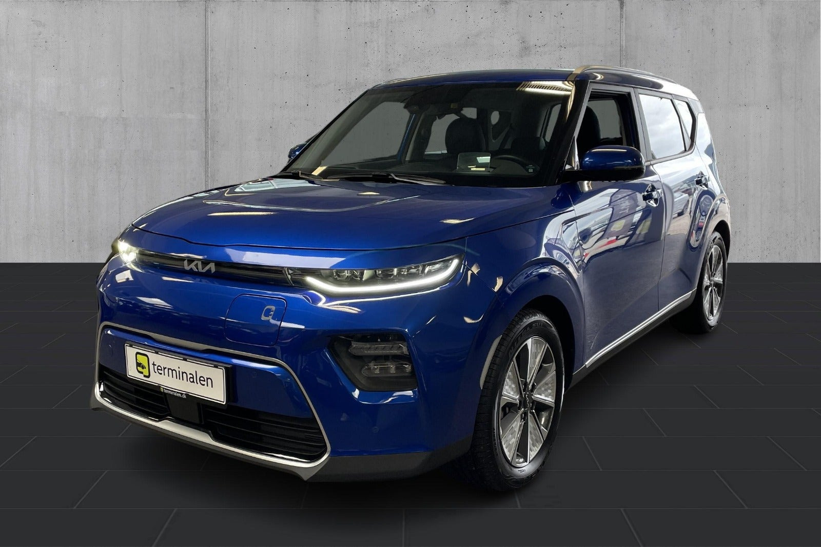 Blå Kia e-Soul fra 2023