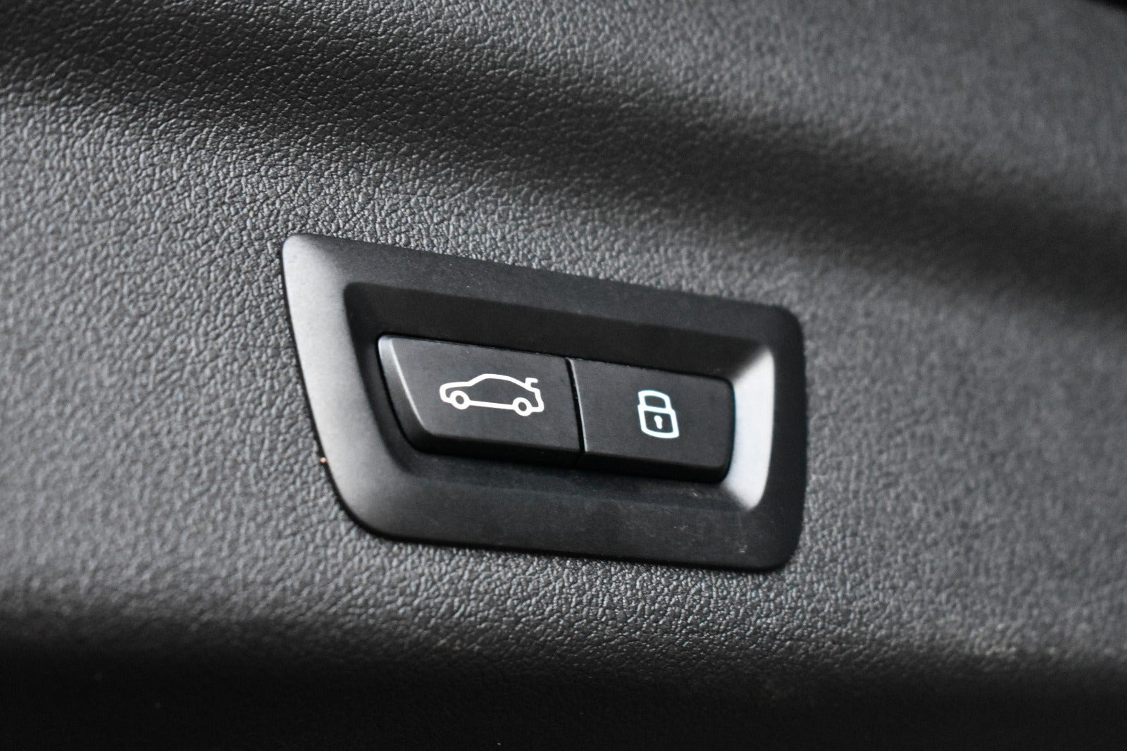 Sort BMW iX1 fra 2023