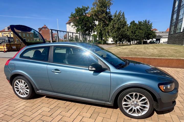 Blå Volvo C30 fra 2007