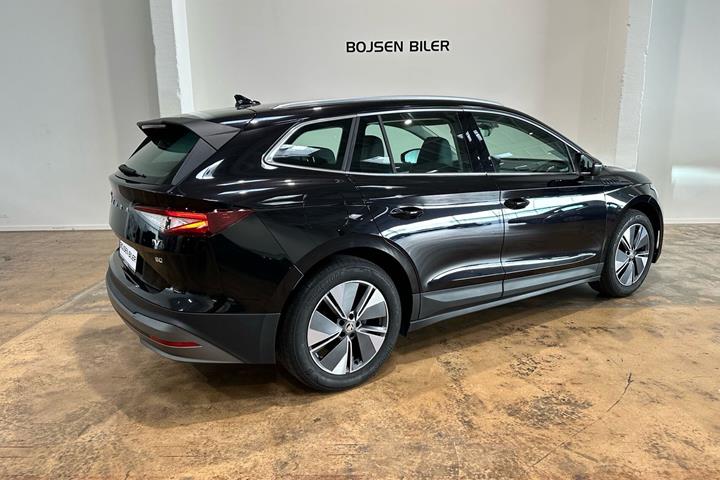 Sort Skoda Enyaq fra 2023