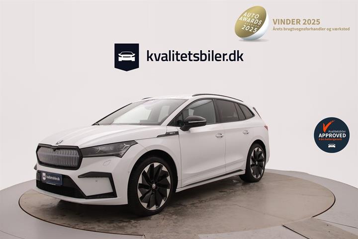 Hvid Skoda Enyaq fra 2022
