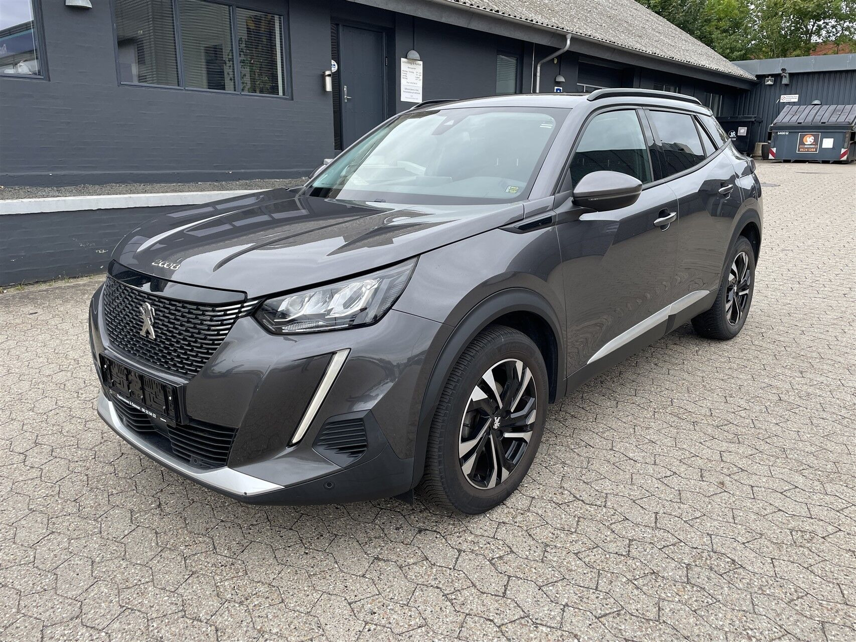Peugeot 2008 1,2 PureTech Allure Pack 100HK 5d