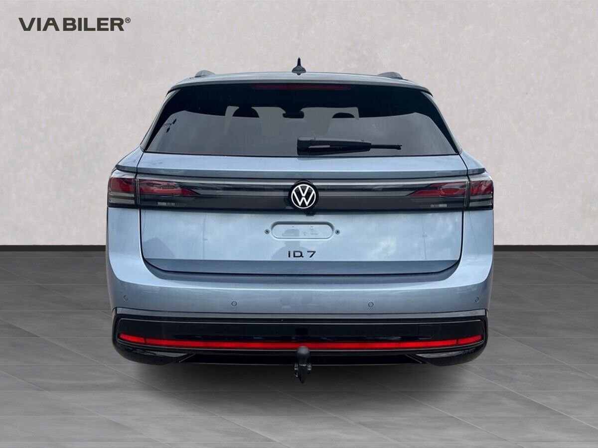 Blå VW ID.7 fra 2026
