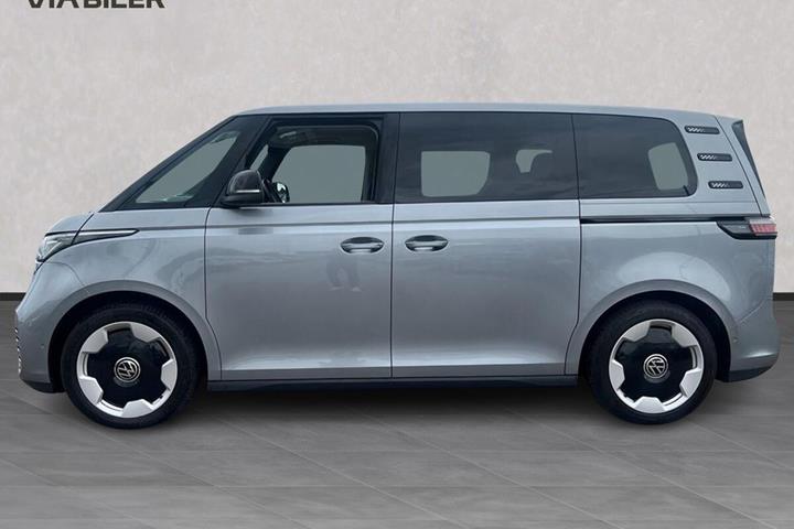 Grå VW ID.Buzz fra 2024