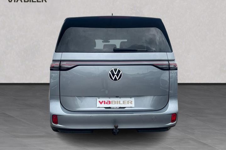 Grå VW ID.Buzz fra 2024