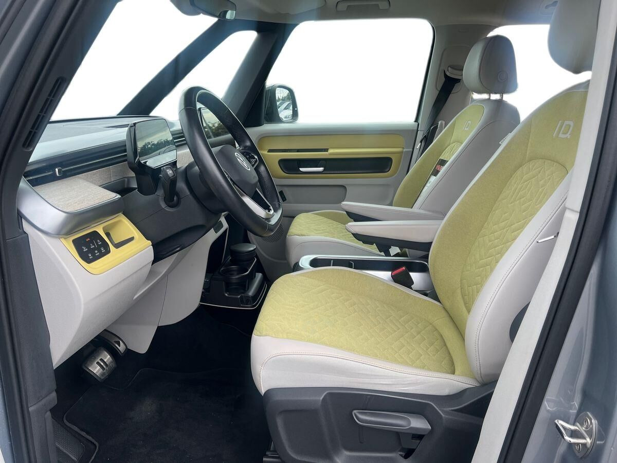 Grå VW ID.Buzz fra 2024